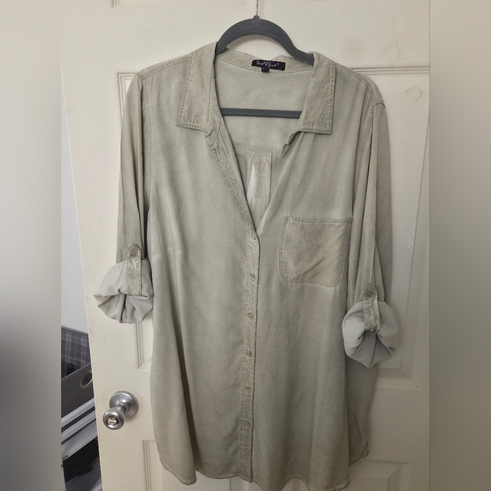 Velvet Heart Pale Green Top Size 1X